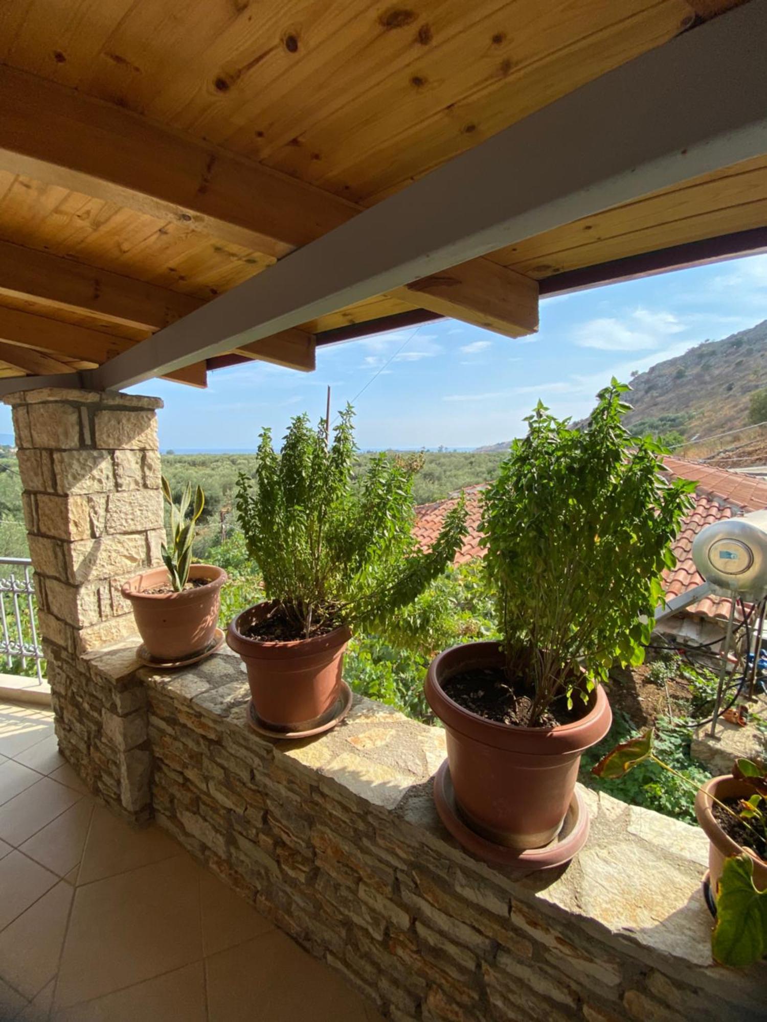 Farmhouse Qeparo Exterior foto